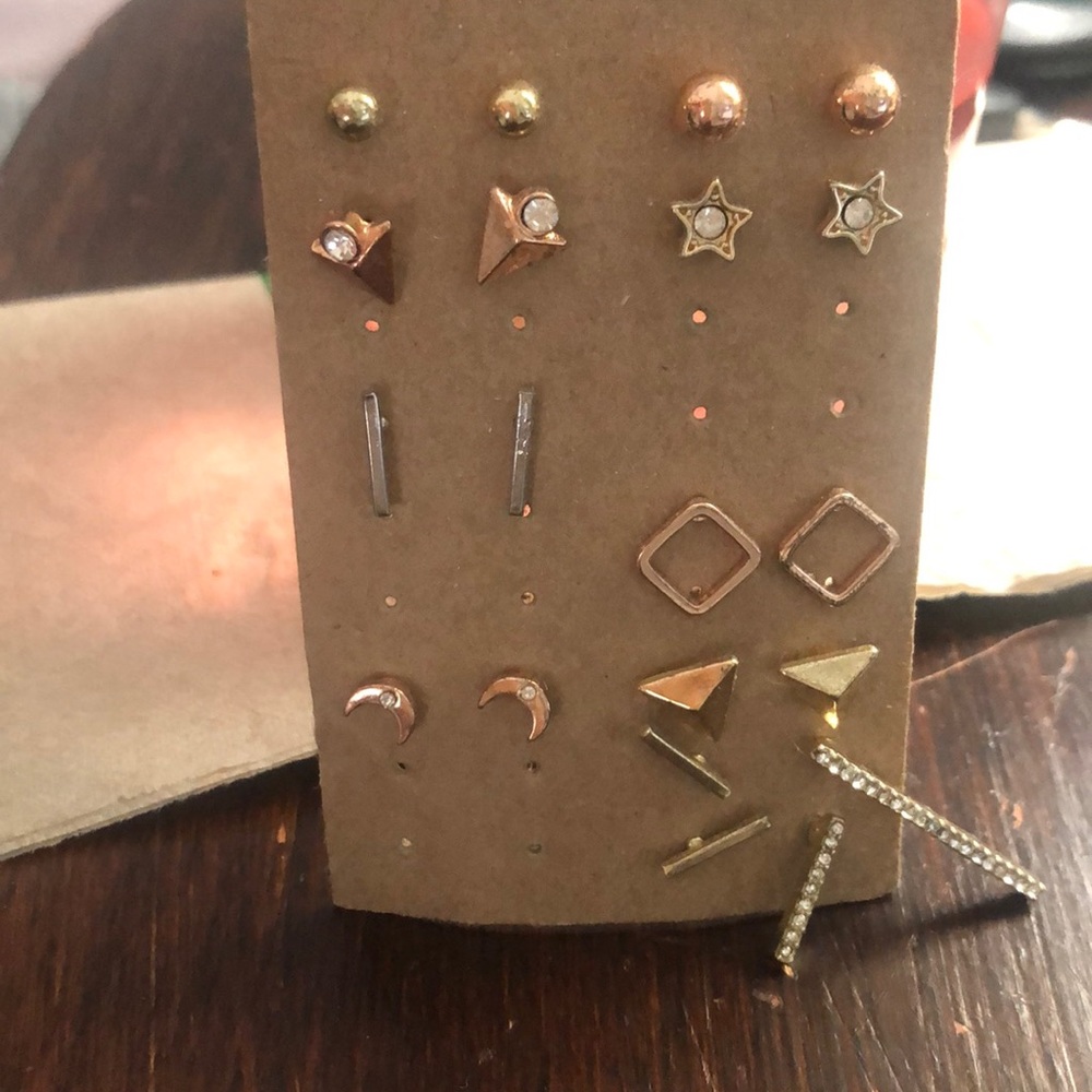 Mixed metals 10 pairs of earring set